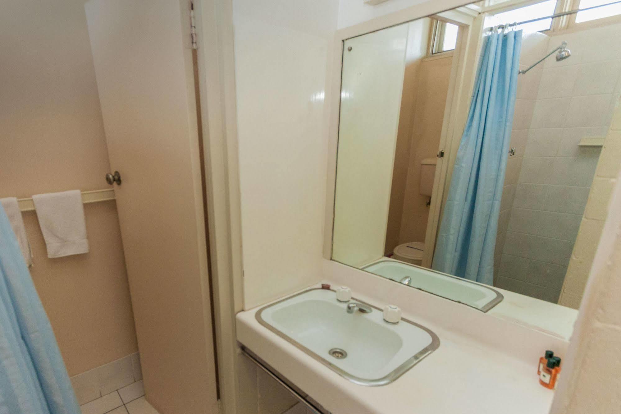 Moruya Waterfront Hotel Motel Exterior photo